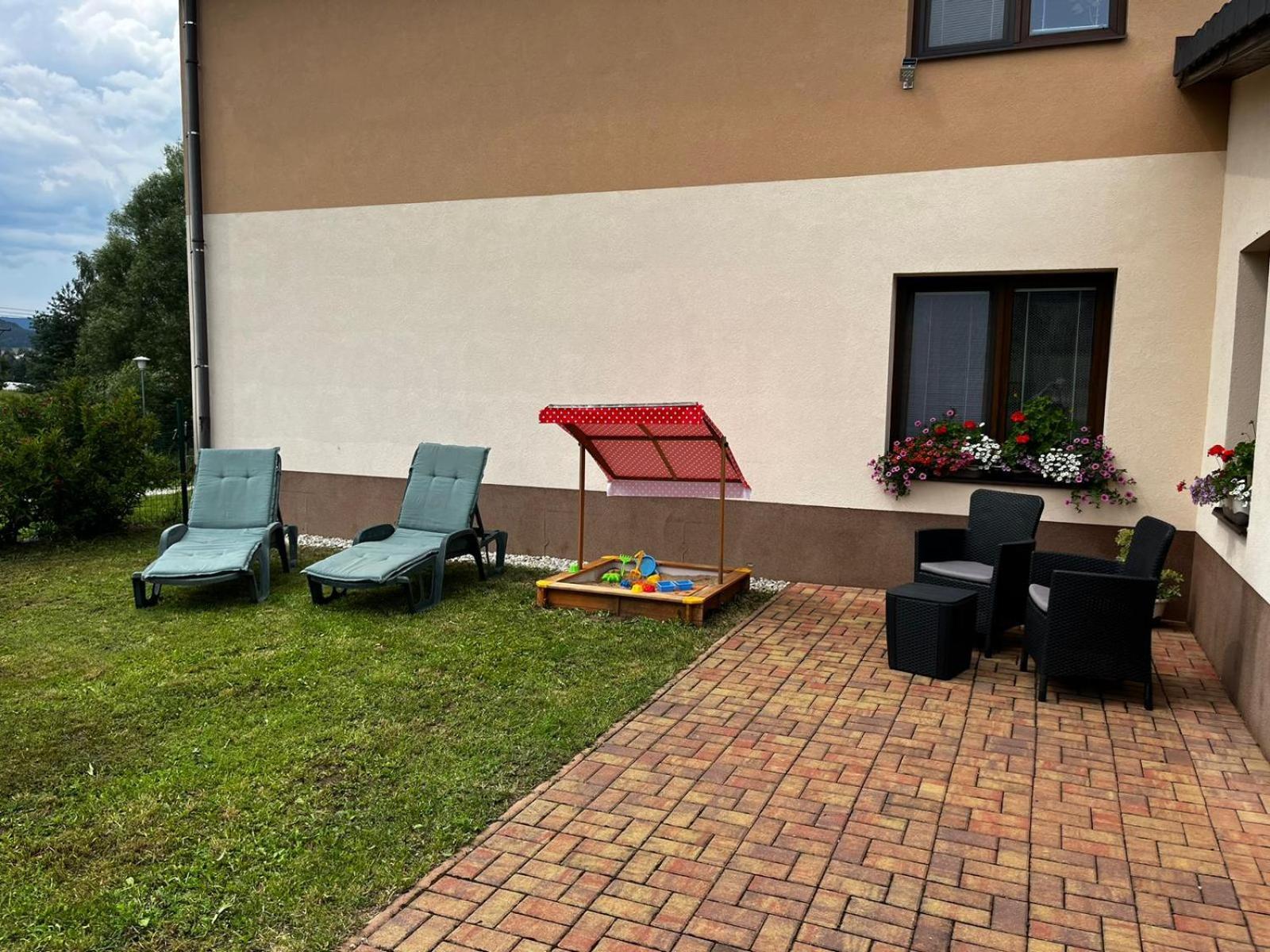 Apartman L M Kajov Exterior photo
